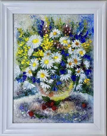 Картина из стекла «Букет с ромашками и малиной»