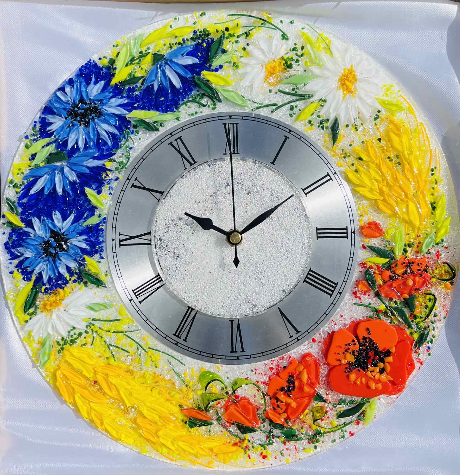 Часы из стекла «Весенняя коллекция» круглые