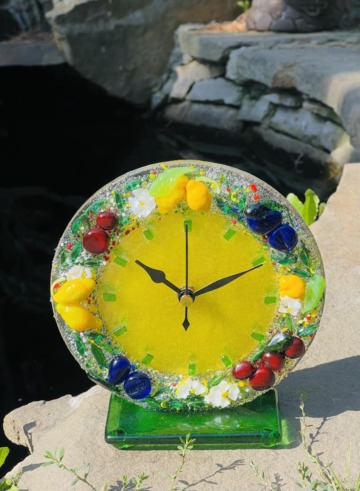 Часы настольные «Цветущий сад».